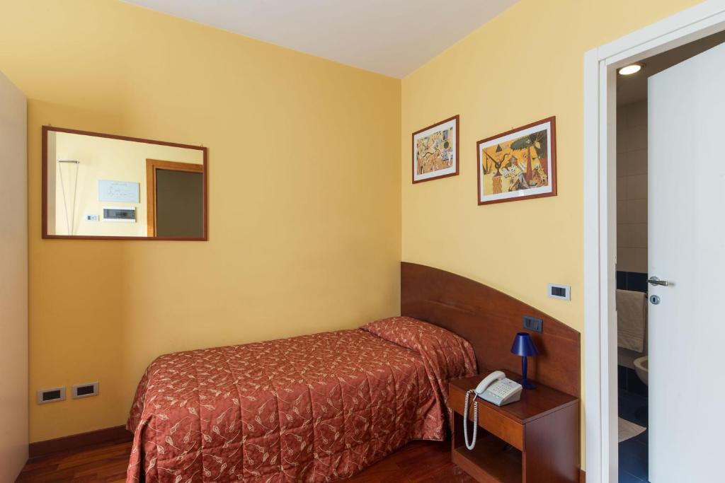 Hotel La Cascata Azzano San Paolo Cameră foto